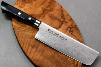 סכין ירקות (נקירי) סאטאקה 165מ"מ VG10