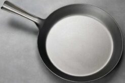 מחבת פלדת פחמן שיבאטה 24/30 ס