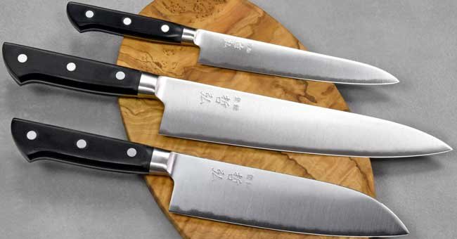 סכיני שף יפניים מבית קיריו סאטושי עשויים מפלדת פחמן מסוג Aogami Super